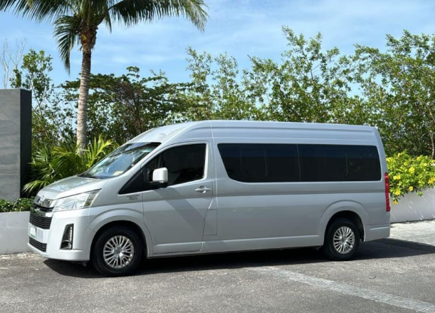 Van Toyota Hiace - Playa